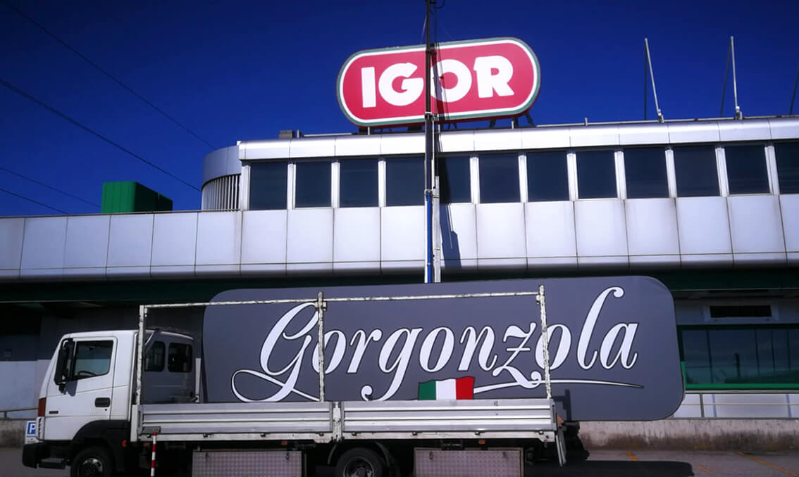 realizzazione di insegne aziendali
